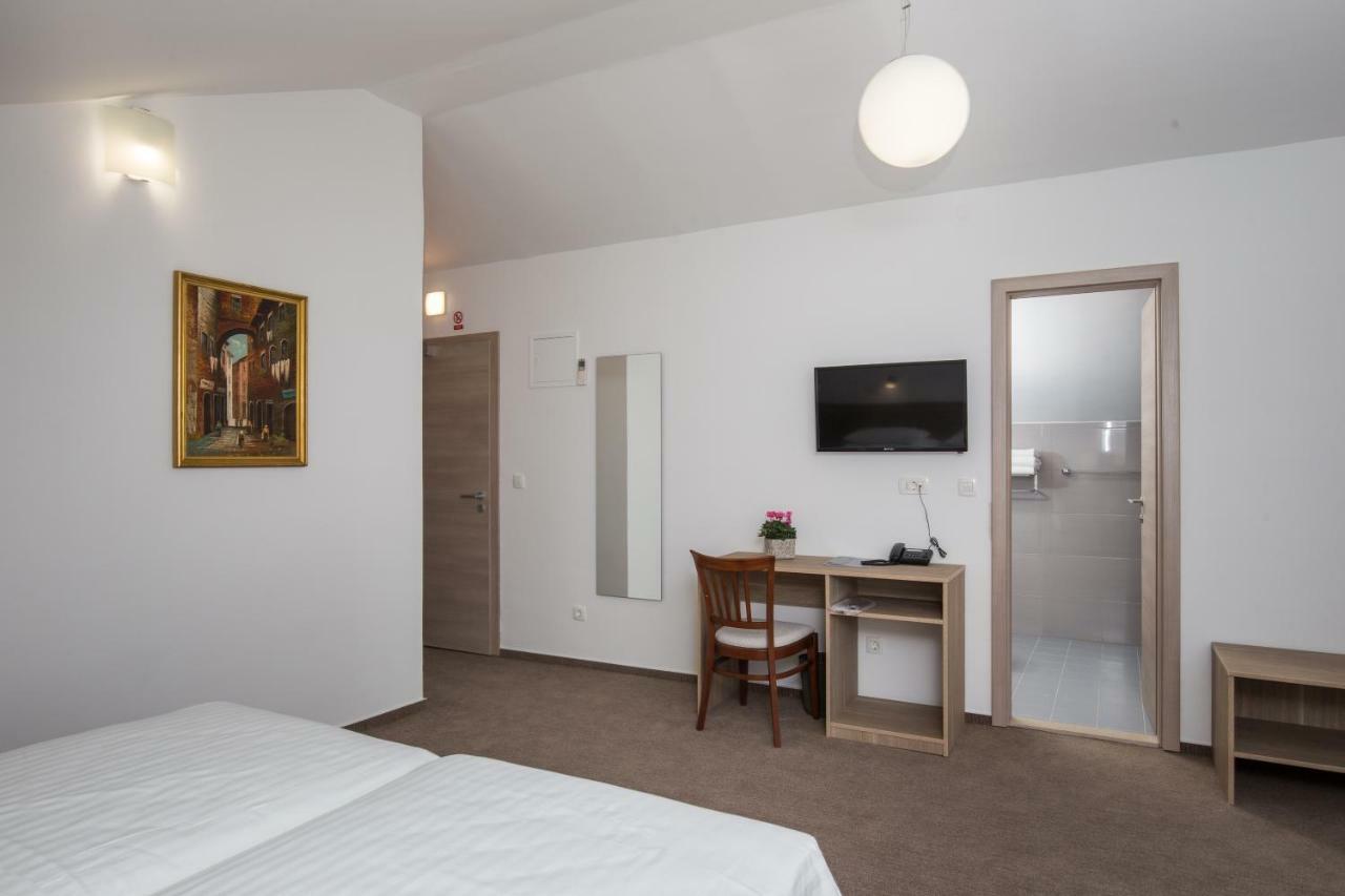 Hotel Vimbula - Komolac Mokošica المظهر الخارجي الصورة