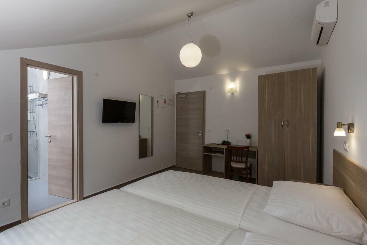 Hotel Vimbula - Komolac Mokošica المظهر الخارجي الصورة
