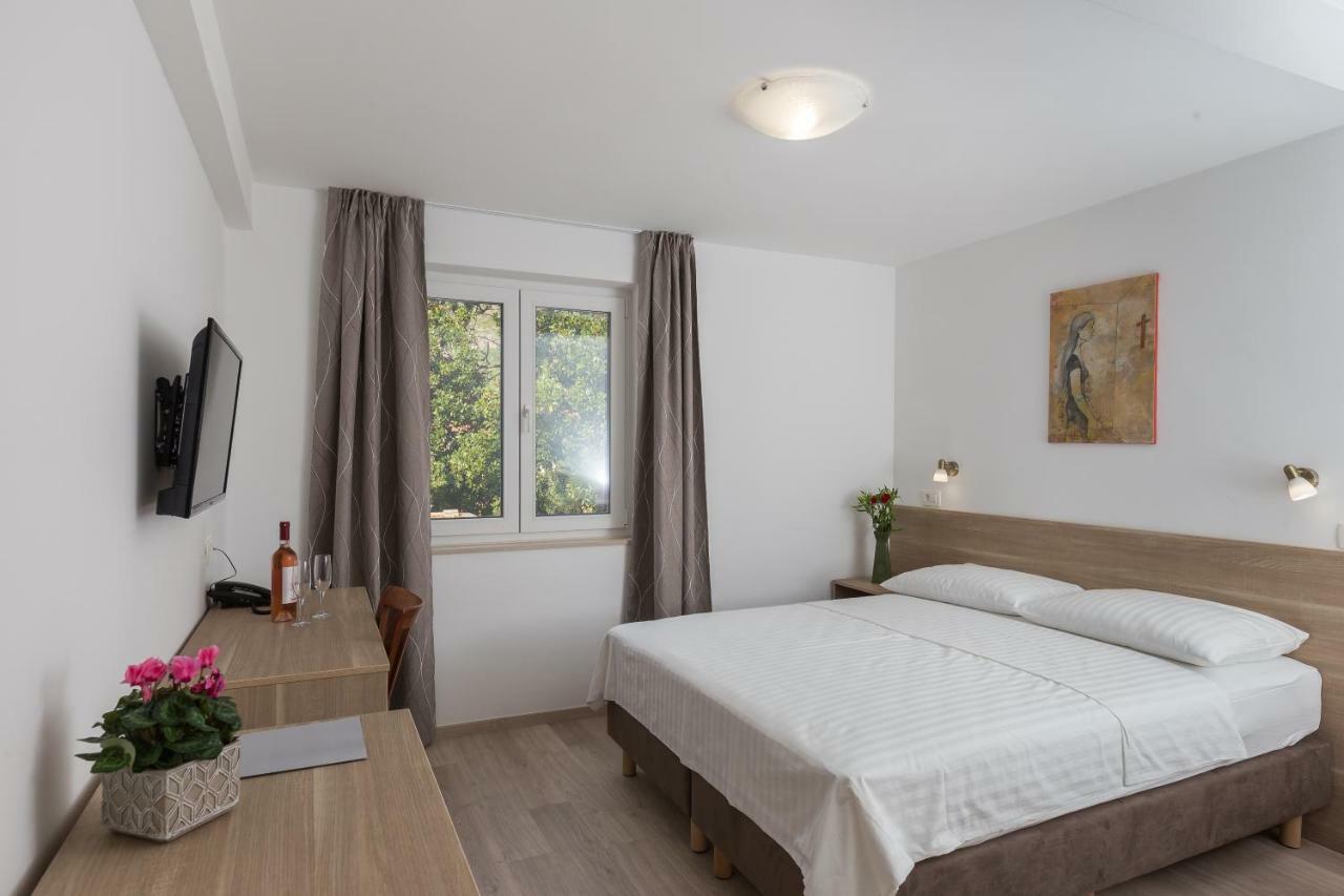 Hotel Vimbula - Komolac Mokošica المظهر الخارجي الصورة