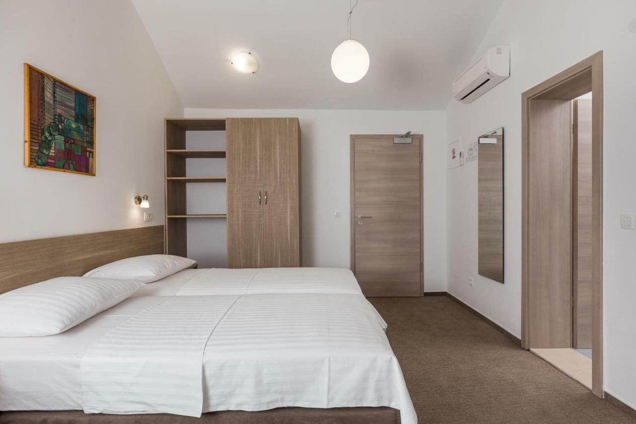 Hotel Vimbula - Komolac Mokošica المظهر الخارجي الصورة