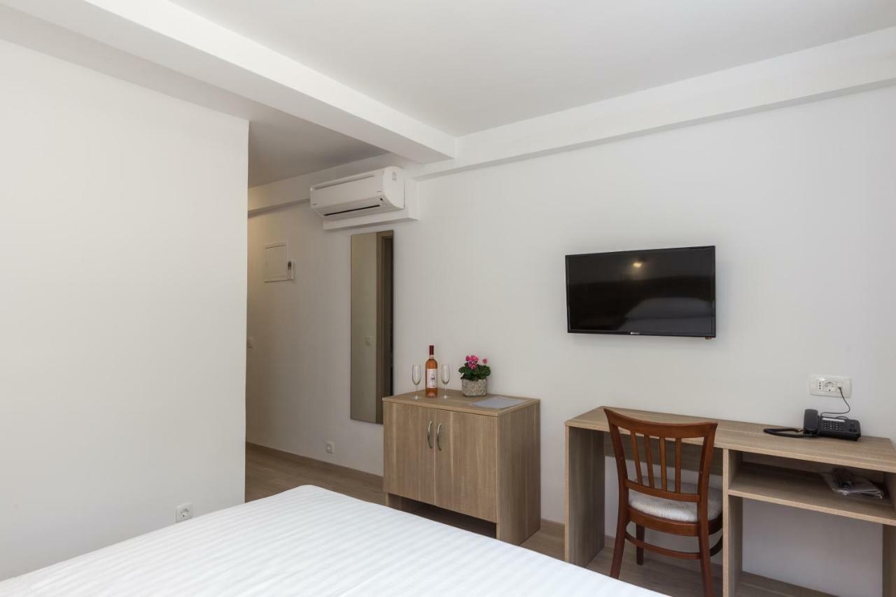 Hotel Vimbula - Komolac Mokošica المظهر الخارجي الصورة